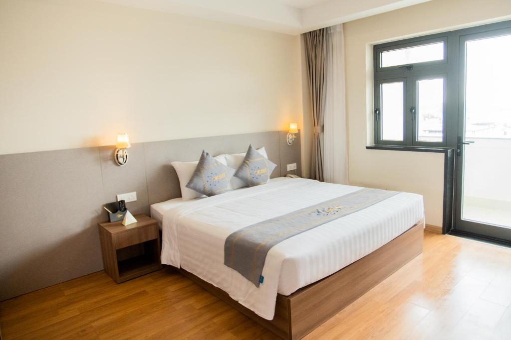 Senior Deluxe Mountain- Bestbooking.vn